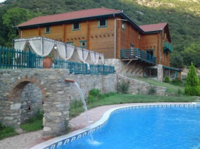  Dionysus Village Resort  Мустени